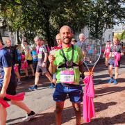 Man completes Cardiff half marathon whilst controlling a tennis ball in bid for world record