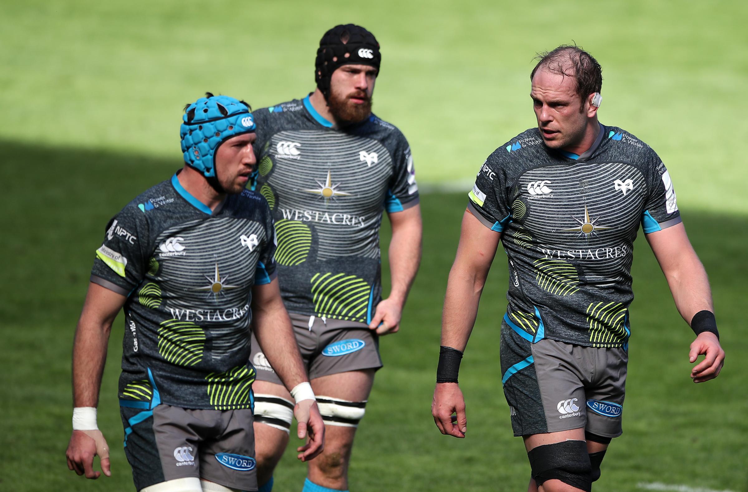 Ospreys Alun Wyn Jones (right) speaks with Justin Tipuric during the Heineken Challenge Cup match at Liberty Stadium, Swansea. Picture date: Saturday April 3, 2021.