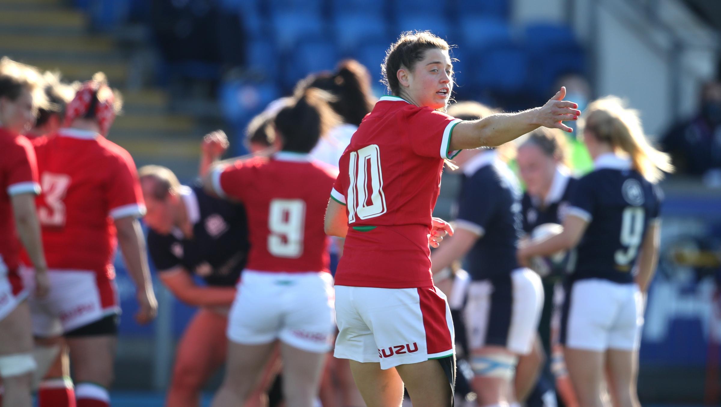 Wales Robyn Wilkins gives instructions to her teammates during the Guinness Womens Six Nations match at Scotstoun Stadium, Glasgow. Issue date: Saturday April 24, 2021. PA Photo. See PA story: RUGBYU Scotland Women. Photo credit should read: Andrew