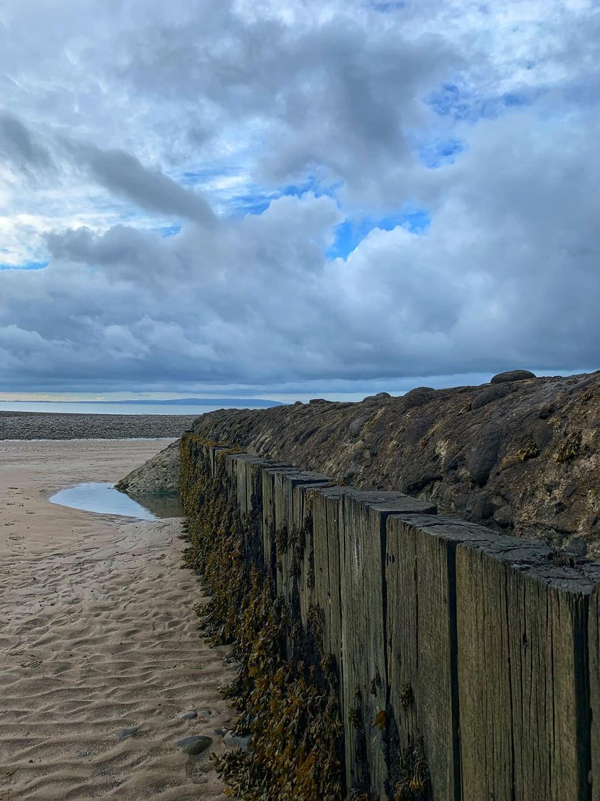A gloomy looking Aberthaw beach by Melvyn John