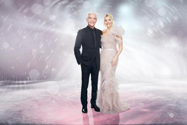 Penarth Times: (left to right) Phillip Schofield and Holly Willoughby. Credit: ITV