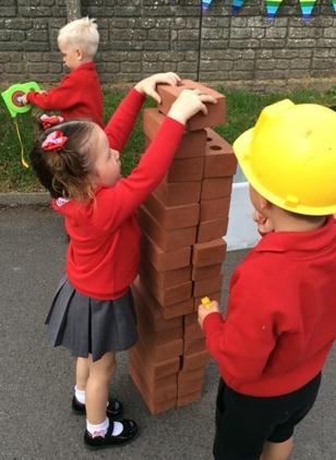 Penarth Times: BUILDING: Learning about the importance of teamwork