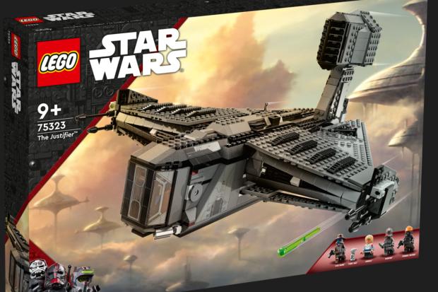 Penarth Times: LEGO® Star Wars™ The Justifier™. Credit: LEGO