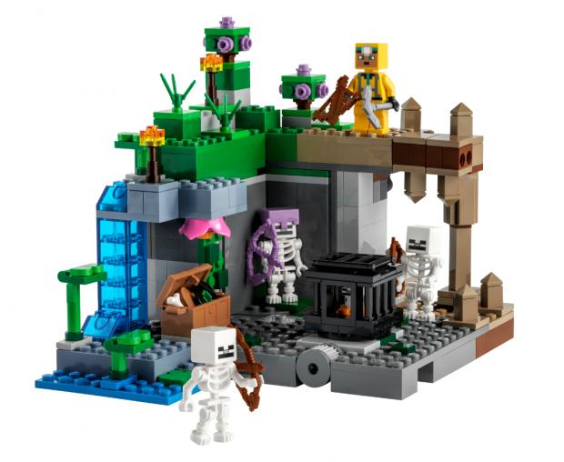 Penarth Times: LEGO® Minecraft® The Skeleton Dungeon. Credit: LEGO