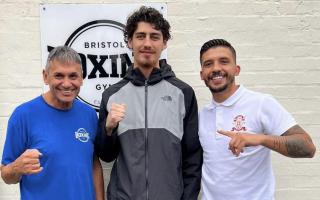 Haaris Khan (C) with his Manager/Promoter Chris Sanigar (L) and his Coach, Former IBF World Champion, Lee Selby (R)